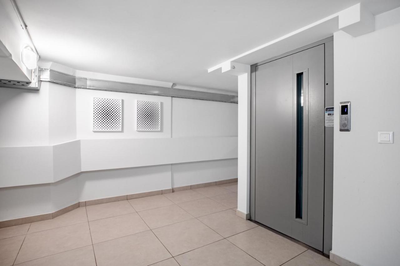 Supreme C2 Apartment In Syntagma Атина Екстериор снимка